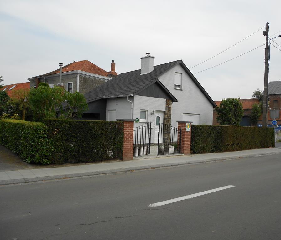 Gite De La Rhosnes Amougies Экстерьер фото